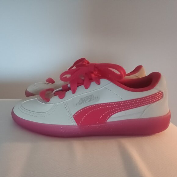 Girls size US 2C Shoes, Puma, Gabby Dollhouse - Picture 1 of 2